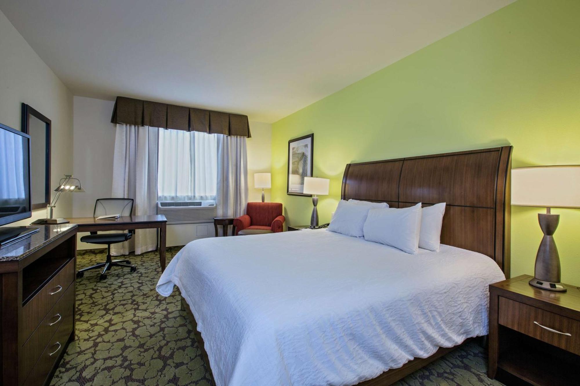 Hilton Garden Inn Lincoln Downtown/Haymarket Экстерьер фото