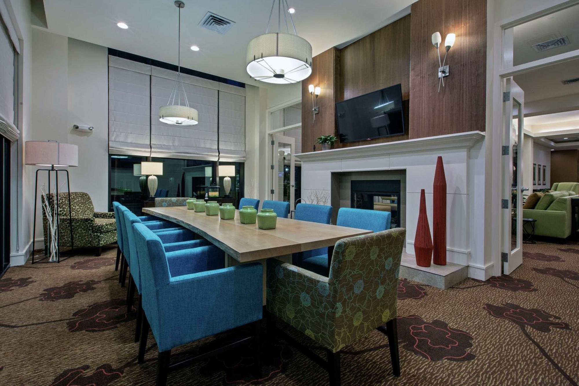 Hilton Garden Inn Lincoln Downtown/Haymarket Экстерьер фото